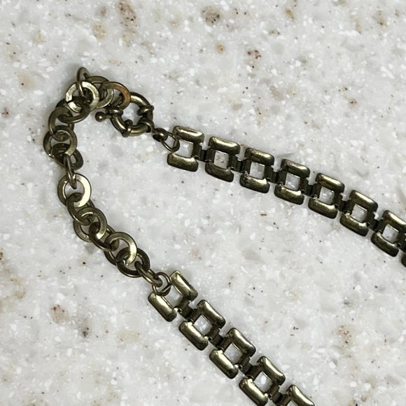 Unusual rhinestone necklace, antique gold metal, eye catching - Picture 9 of 9